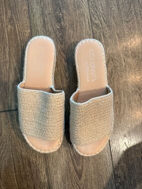 Coconuts by Matisse Beige Woven Slide Mules